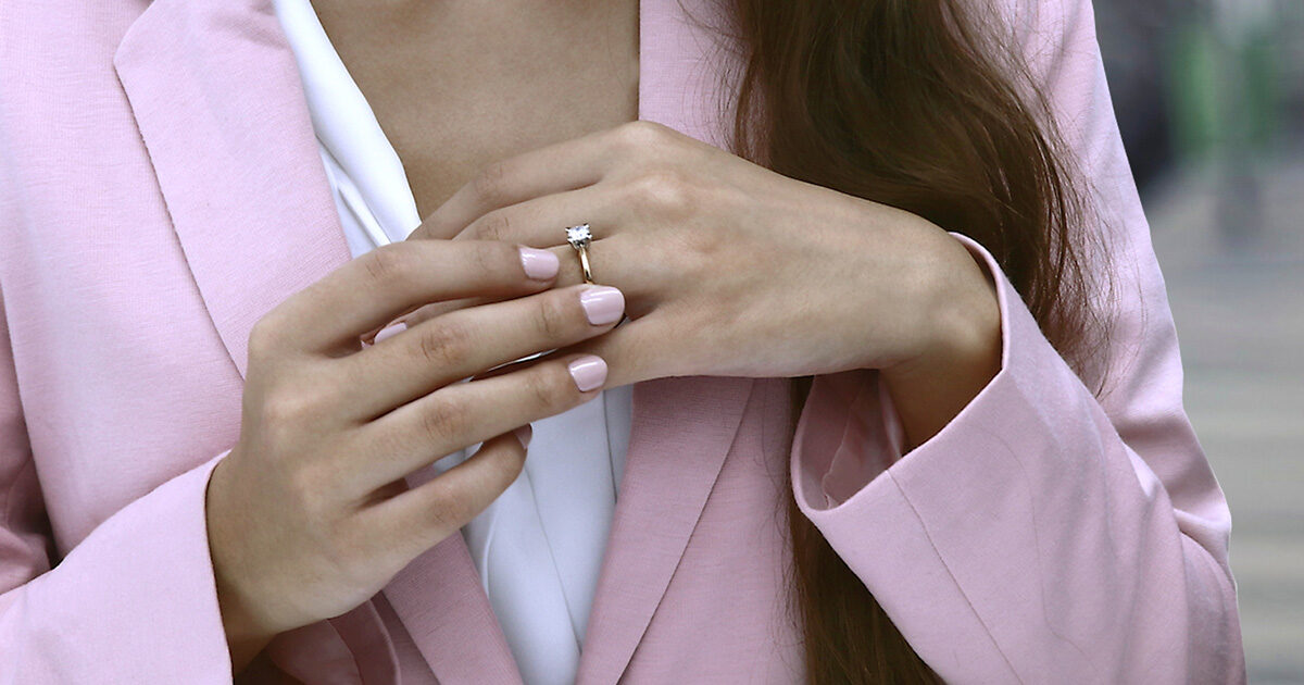 Ποια Είναι η Διαφορά Διαμαντιού και Μπριγιάν;